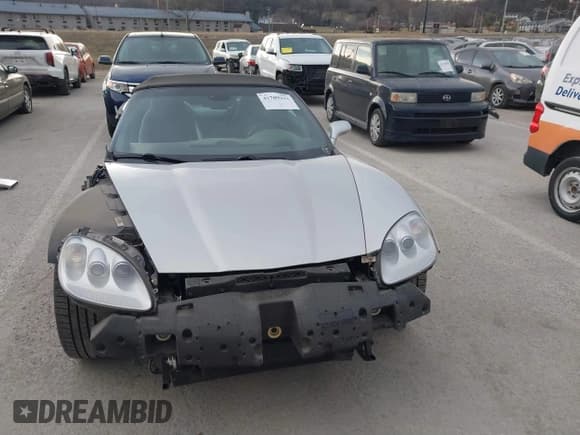 ✅ 2011 Chevrolet Corvette • VIN: 1G1YG3DW8B5102630 • Лот: 41709943. Опубликован ранее на IAAI с пробегом 30 816 миль. Бесплатный доступ к архиву аукционных продаж из США и подробный отчёт об истории автомобиля на DreamBid. Изображение 13.