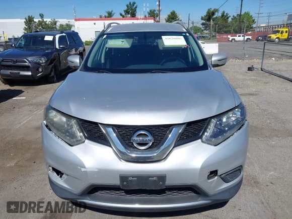 ✅ 2016 Nissan Rogue SV • VIN: JN8AT2MV4GW138021 • Lot: 42620806. Listed on IAAI with 171,482 mi. Free auction sales archive from the USA and detailed vehicle history report at DreamBid. Image 13.