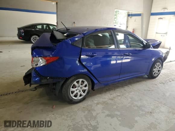 2014 Hyundai Accent GLS с VIN KMHCT4AE5EU648788, выставлен на аукционе Copart как лот 82185535 с пробегом Не указан миль и Списание • Salvage title. История ставок и продаж доступна на DreamBid. Изображение 3.