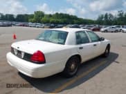 ✅ 2009 Ford Police Interceptor • VIN: 2FAHP71V29X128245 • Lot: 42962958. Listed on IAAI with Not provided. Free auction sales archive from the USA and detailed vehicle history report at DreamBid. Image 4.