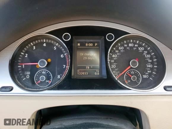 ✅ 2015 Volkswagen CC Sport • VIN: WVWBP7AN8FE823150 • Лот: 91765855. Опубликован ранее на Copart с пробегом 132 033 миль. Бесплатный доступ к архиву аукционных продаж из США и подробный отчёт об истории автомобиля на DreamBid. Изображение 9.