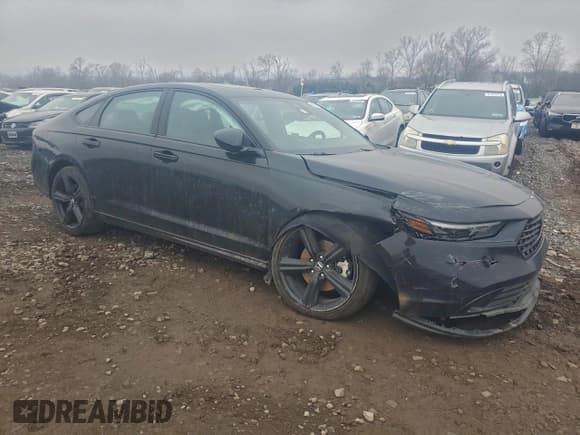 ✅ 2024 Honda Accord Sport-L • VIN: 1HGCY2F74RA083916 • Lot: 81959025. Wystawiony na Copart z przebiegiem 46 646 mil. Bezpłatny archiwum sprzedaży aukcyjnych z USA i szczegółowy raport historii pojazdu na DreamBid. Zdjęcie 4.