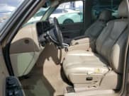 ✅ 2004 Chevrolet Suburban LS • VIN: 1GNFK16Z64J188448 • Лот: 63764454. Опубликован ранее на Copart с пробегом 176 740 миль. Бесплатный доступ к архиву аукционных продаж из США и подробный отчёт об истории автомобиля на DreamBid. Изображение 7.