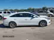 2017 Hyundai Sonata Eco с VIN 5NPE24AA9HH494887, выставлен на аукционе IAAI как лот 43499472 с пробегом 133 846 миль миль и . История ставок и продаж доступна на DreamBid. Изображение 13.