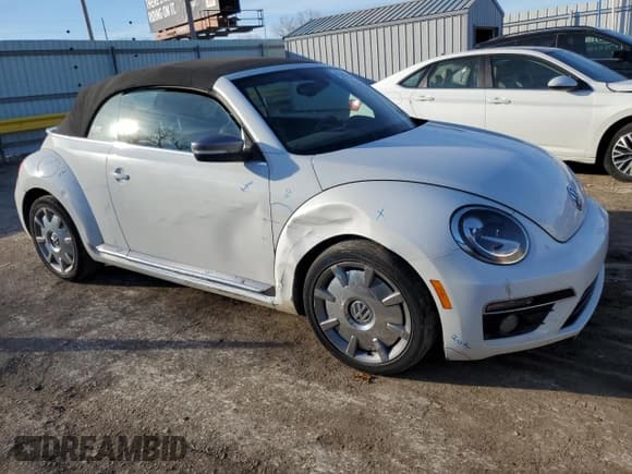 ✅ 2014 Volkswagen Beetle 2.0L TDI • VIN: 3VW5L7ATXEM816360 • Lot: 45589285. Listed on Copart with 78,758 mi. Free auction sales archive from the USA and detailed vehicle history report at DreamBid. Image 4.