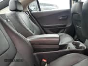 ✅ 2014 Chevrolet Volt • VIN: 1G1RB6E48EU155291 • Lot: 70530134. Wystawiony na Copart z przebiegiem 100 782 mil. Bezpłatny archiwum sprzedaży aukcyjnych z USA i szczegółowy raport historii pojazdu na DreamBid. Zdjęcie 10.