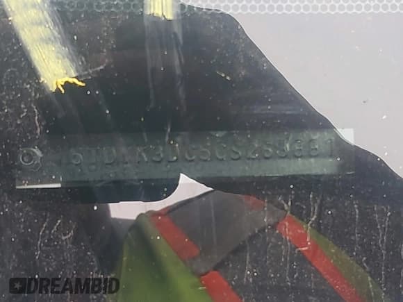 ✅ 2012 Toyota Sienna XLE AAS • VIN: 5TDYK3DC5CS263881 • Lot: 42930113. Listed on IAAI with Not provided. Free auction sales archive from the USA and detailed vehicle history report at DreamBid. Image 9.