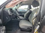 ✅ 2019 Toyota Tacoma SR • VIN: 5TFAX5GN5KX148542 • Лот: 64210875. Опубликован ранее на Copart с пробегом 59 593 миль. Бесплатный доступ к архиву аукционных продаж из США и подробный отчёт об истории автомобиля на DreamBid. Изображение 7.