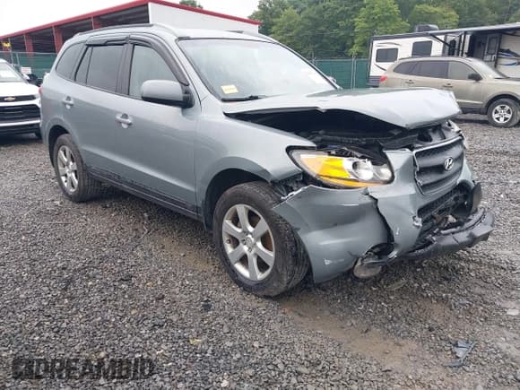 ✅ 2008 Hyundai Santa Fe SE • VIN: 5NMSH73E98H217656 • Lot: 42883155. Wystawiony na IAAI z przebiegiem 145 522 mil. Bezpłatny archiwum sprzedaży aukcyjnych z USA i szczegółowy raport historii pojazdu na DreamBid. Zdjęcie 1.