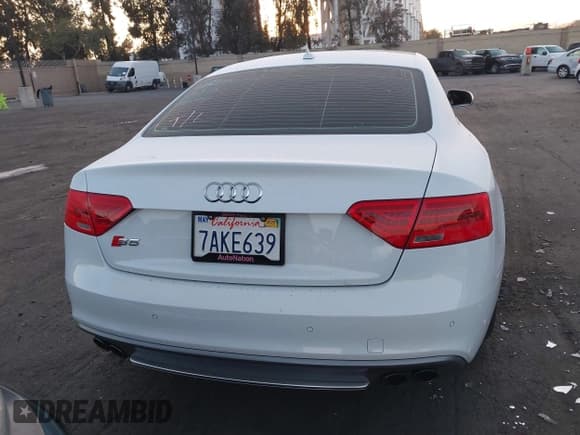 ✅ 2013 Audi S5 Premium Plus • VIN: WAUCGAFR2DA064204 • Лот: 42086797. Опубликован ранее на IAAI с пробегом 113 634 миль. Бесплатный доступ к архиву аукционных продаж из США и подробный отчёт об истории автомобиля на DreamBid. Изображение 16.