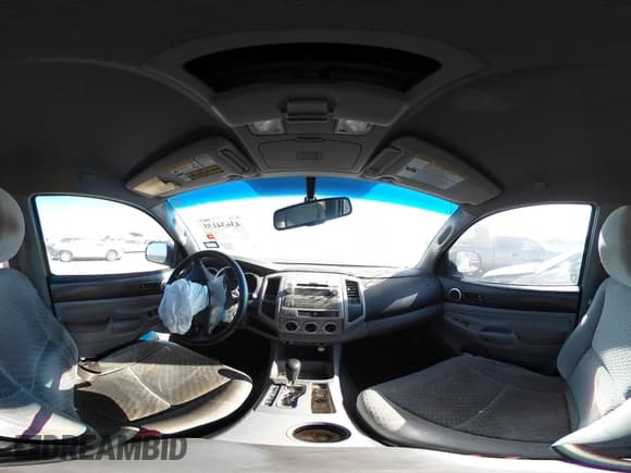 ✅ 2010 Toyota Tacoma PreRunner • VIN: 3TMJU4GN7AM106171 • Lot: 43634135. Listed on IAAI with 321,685 mi. Free auction sales archive from the USA and detailed vehicle history report at DreamBid. Image 21.