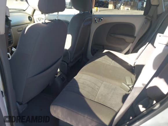 ✅ 2004 Chrysler PT Cruiser Touring • VIN: 3C4FY58B84T208724 • Лот: 43515281. Опубликован ранее на IAAI с пробегом 154 382 миль. Бесплатный доступ к архиву аукционных продаж из США и подробный отчёт об истории автомобиля на DreamBid. Изображение 8.