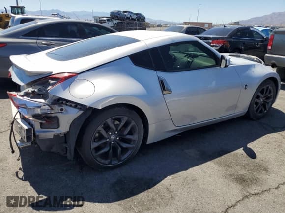 ✅ 2020 Nissan 370Z • VIN: JN1AZ4EH9LM822926 • Лот: 65818065. Опубликован ранее на Copart с пробегом 48 657 миль. Бесплатный доступ к архиву аукционных продаж из США и подробный отчёт об истории автомобиля на DreamBid. Изображение 3.