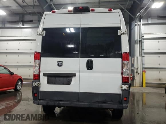 ✅ 2014 Ram ProMaster Cargo • VIN: 3C6TRVCG8EE114634 • Lot: 83974095. Wystawiony na Copart z przebiegiem 127 073 mil. Bezpłatny archiwum sprzedaży aukcyjnych z USA i szczegółowy raport historii pojazdu na DreamBid. Zdjęcie 6.
