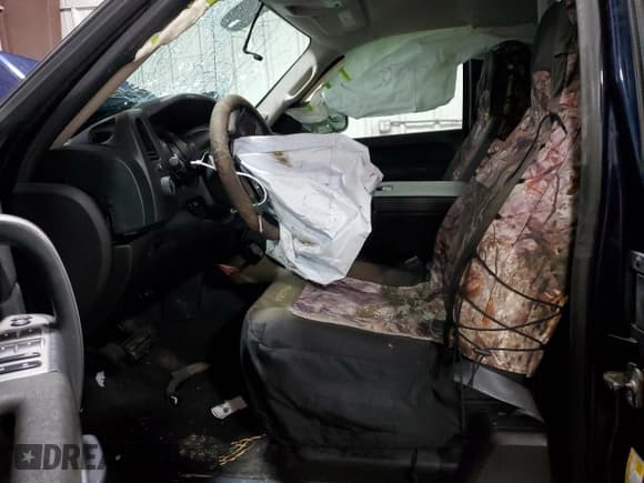 ✅ 2011 Chevrolet Silverado 1500 LT • VIN: 1GCVKSE20BZ215950 • Lot: 47185015. Listed on Copart with Not provided. Free auction sales archive from the USA and detailed vehicle history report at DreamBid. Image 7.