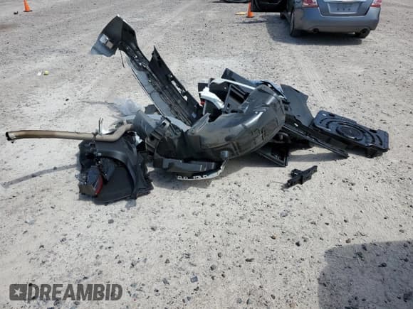 ✅ 2021 Maserati Levante GranSport • VIN: ZN661XUS4MX359617 • Lot: 49903043. Wystawiony na Copart z przebiegiem 28 426 mil. Bezpłatny archiwum sprzedaży aukcyjnych z USA i szczegółowy raport historii pojazdu na DreamBid. Zdjęcie 13.