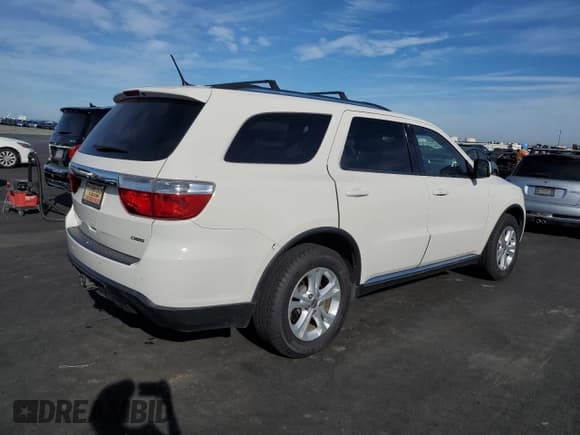 ✅ 2011 Dodge Durango Crew • VIN: 1D4SE4GT0BC651781 • Lot: 92290495. Wystawiony na Copart z przebiegiem 171 260 mil. Bezpłatny archiwum sprzedaży aukcyjnych z USA i szczegółowy raport historii pojazdu na DreamBid. Zdjęcie 3.