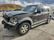 ✅ 2006 Ford Explorer XLT • VIN: 1FMEU73EX6UA58155 • Lot: 82289485. Wystawiony na Copart z przebiegiem 220 235 mil. Bezpłatny archiwum sprzedaży aukcyjnych z USA i szczegółowy raport historii pojazdu na DreamBid. Zdjęcie 1.