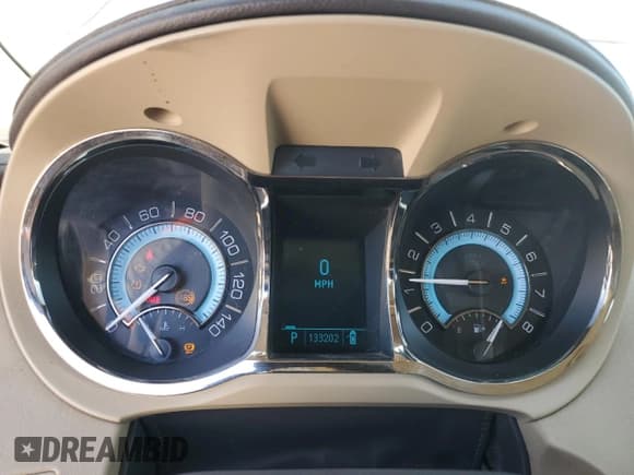 ✅ 2010 Buick LaCrosse CXL • VIN: 1G4GD5GG3AF194360 • Лот: 69755145. Опубликован ранее на Copart с пробегом 133 202 миль. Бесплатный доступ к архиву аукционных продаж из США и подробный отчёт об истории автомобиля на DreamBid. Изображение 9.