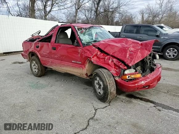 ✅ 2004 Chevrolet Blazer LS • VIN: 1GNDT13X64K117445 • Lot: 44442295. Wystawiony na Copart z przebiegiem Nie podano. Bezpłatny archiwum sprzedaży aukcyjnych z USA i szczegółowy raport historii pojazdu na DreamBid. Zdjęcie 11.