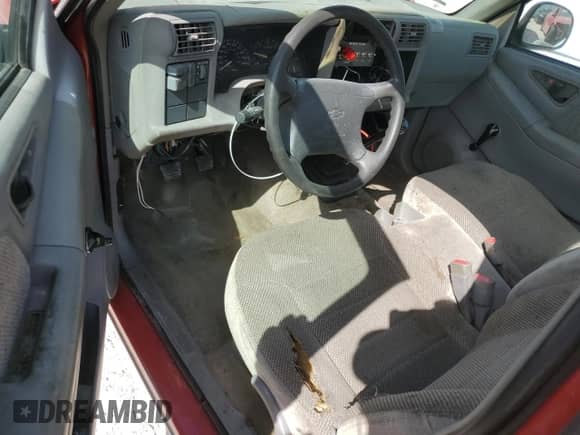 1995 Chevrolet S-10 с VIN 1GCCS14Z6S8105314, выставлен на аукционе Copart как лот 80281704 с пробегом 108 142 миль миль и Списание • Salvage title. История ставок и продаж доступна на DreamBid. Изображение 8.