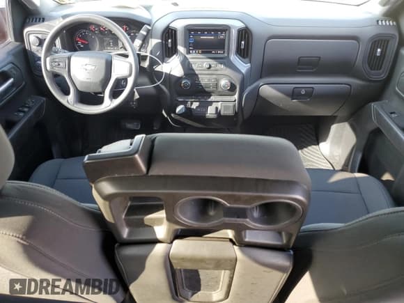 ✅ 2022 Chevrolet Silverado 1500 Custom • VIN: 3GCPYBEK0NG144292 • Lot: 83848795. Listed on Copart with 44,403 mi. Free auction sales archive from the USA and detailed vehicle history report at DreamBid. Image 8.