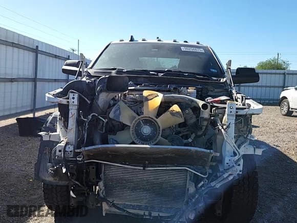 ✅ 2021 Ram 2500 Tradesman • VIN: 3C6UR5HL2MG515965 • Lot: 90258875. Wystawiony na Copart z przebiegiem 189 734 mil. Bezpłatny archiwum sprzedaży aukcyjnych z USA i szczegółowy raport historii pojazdu na DreamBid. Zdjęcie 14.