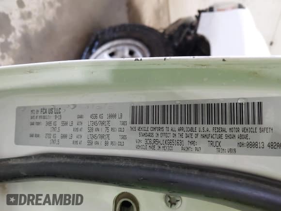 ✅ 2019 Ram 2500 Tradesman • VIN: 3C6UR5HJ1KG651631 • Lot: 43518223. Wystawiony na IAAI z przebiegiem 47 269 mil. Bezpłatny archiwum sprzedaży aukcyjnych z USA i szczegółowy raport historii pojazdu na DreamBid. Zdjęcie 9.