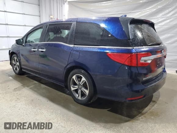 ✅ 2020 Honda Odyssey Touring • VIN: 5FNRL6H86LB003292 • Lot: 61835955. Listed on Copart with 82,219 mi. Free auction sales archive from the USA and detailed vehicle history report at DreamBid. Image 2.