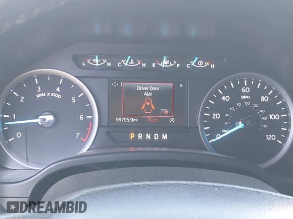 ✅ 2020 Ford Expedition Max XLT • VIN: 1FMJK1HT6LEA80832 • Lot: 43499740. Listed on IAAI with 99,705 mi. Free auction sales archive from the USA and detailed vehicle history report at DreamBid. Image 7.