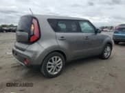 ✅ 2018 Kia Soul + • VIN: KNDJP3A50J7578166 • Лот: 90536835. Опубликован ранее на Copart с пробегом 144 696 миль. Бесплатный доступ к архиву аукционных продаж из США и подробный отчёт об истории автомобиля на DreamBid. Изображение 3.