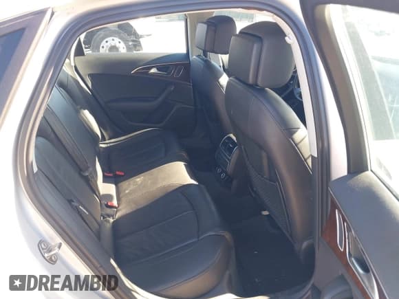 ✅ 2012 Audi A6 Premium Plus • VIN: WAUDFAFC6CN142042 • Лот: 41860858. Опубликован ранее на IAAI с пробегом 181 586 миль. Бесплатный доступ к архиву аукционных продаж из США и подробный отчёт об истории автомобиля на DreamBid. Изображение 8.