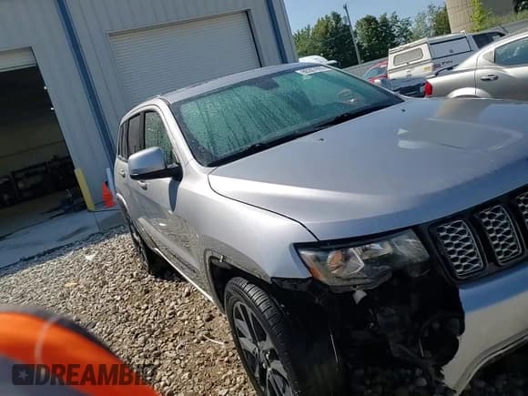 ✅ 2017 Jeep Grand Cherokee Altitude • VIN: 1C4RJFAGXHC750051 • Lot: 80307695. Listed on Copart with 153,277 mi. Free auction sales archive from the USA and detailed vehicle history report at DreamBid. Image 15.