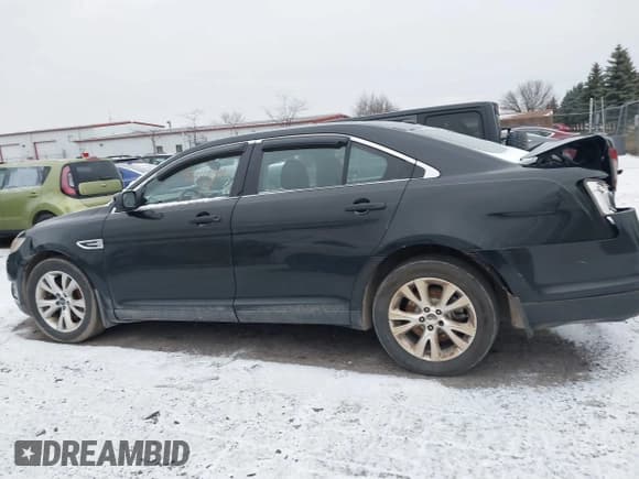 ✅ 2011 Ford Taurus SEL • VIN: 1FAHP2EW4BG148921 • Lot: 41216094. Wystawiony na IAAI z przebiegiem 248 814 mil. Bezpłatny archiwum sprzedaży aukcyjnych z USA i szczegółowy raport historii pojazdu na DreamBid. Zdjęcie 14.