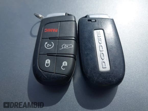 ✅ 2019 Dodge Durango GT Plus • VIN: 1C4RDJDG7KC536664 • Lot: 43408496. Wystawiony na IAAI z przebiegiem 245 235 mil. Bezpłatny archiwum sprzedaży aukcyjnych z USA i szczegółowy raport historii pojazdu na DreamBid. Zdjęcie 11.