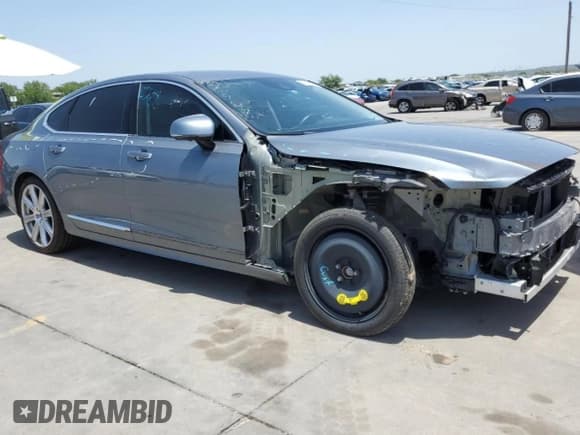 ✅ 2020 Volvo S90 Inscription • VIN: LVYA22ML8LP168892 • Лот: 60317323. Опубликован ранее на Copart с пробегом 50 152 миль. Бесплатный доступ к архиву аукционных продаж из США и подробный отчёт об истории автомобиля на DreamBid. Изображение 4.