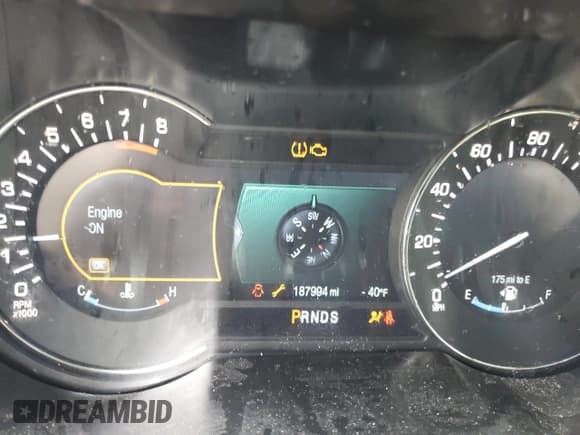 ✅ 2013 Lincoln MKZ • VIN: 3LN6L2G99DR803313 • Lot: 57854265. Wystawiony na Copart z przebiegiem 187 994 mil. Bezpłatny archiwum sprzedaży aukcyjnych z USA i szczegółowy raport historii pojazdu na DreamBid. Zdjęcie 9.