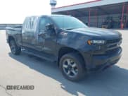 ✅ 2022 Chevrolet Silverado 1500 LT Trail Boss • VIN: 3GCPYFEL4NG101803 • Lot: 42271645. Wystawiony na IAAI z przebiegiem 37 736 mil. Bezpłatny archiwum sprzedaży aukcyjnych z USA i szczegółowy raport historii pojazdu na DreamBid. Zdjęcie 1.