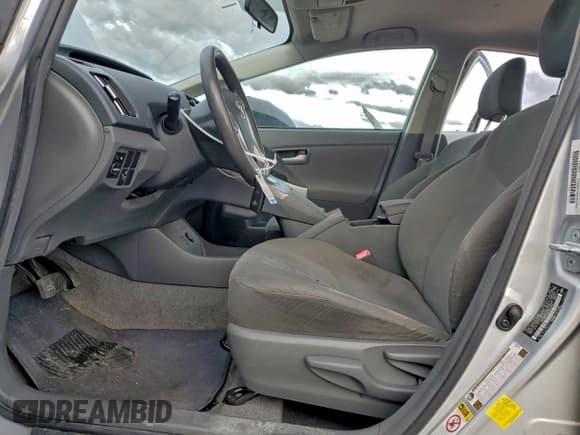 ✅ 2011 Toyota Prius I • VIN: JTDKN3DU9B5328824 • Лот: 94265315. Опубликован ранее на Copart с пробегом 151 413 миль. Бесплатный доступ к архиву аукционных продаж из США и подробный отчёт об истории автомобиля на DreamBid. Изображение 7.