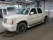 ✅ 2006 Cadillac Escalade EXT • VIN: 3GYEK62N16G155814 • Лот: 56280445. Опубликован ранее на Copart с пробегом 251 216 миль. Бесплатный доступ к архиву аукционных продаж из США и подробный отчёт об истории автомобиля на DreamBid. Изображение 1.