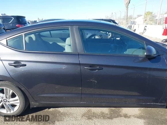 ✅ 2020 Hyundai Elantra SEL • VIN: 5NPD84LF3LH630894 • Lot: 43662912. Listed on IAAI with 92,352 mi. Free auction sales archive from the USA and detailed vehicle history report at DreamBid. Image 13.