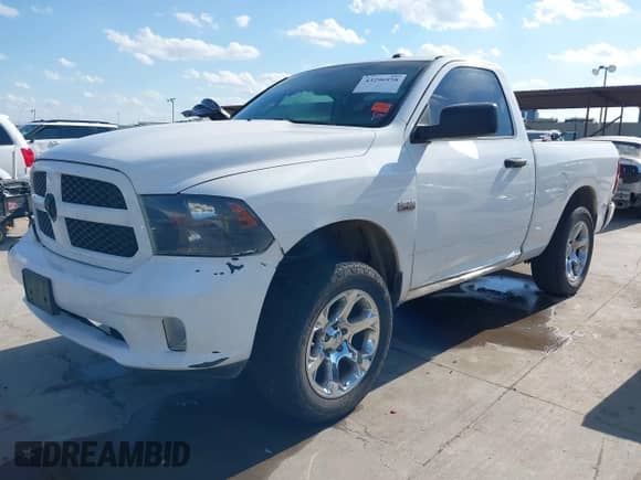 2013 Ram 1500 Express z VIN 3C6JR6ATXDG508202, wystawiony jako IAAI lot #43296958 z przebiegiem 145 380 mil mil oraz . Historia ofert i sprzedaży dostępna na DreamBid. Obrazek 2.