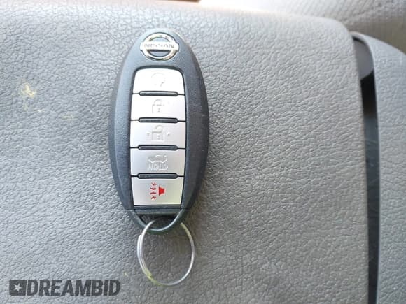 ✅ 2013 Nissan Altima SV • VIN: 1N4AL3AP0DN435818 • Lot: 43125991. Listed on IAAI with 196,551 mi. Free auction sales archive from the USA and detailed vehicle history report at DreamBid. Image 11.