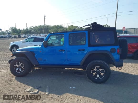 ✅ 2022 Jeep Wrangler Unlimited Rubicon • VIN: 1C4HJXFNXNW270269 • Lot: 42154867. Wystawiony na IAAI z przebiegiem 40 045 mil. Bezpłatny archiwum sprzedaży aukcyjnych z USA i szczegółowy raport historii pojazdu na DreamBid. Zdjęcie 13.