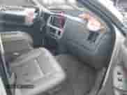 2006 Dodge 3500 SLT z VIN 3D7LX38C26G250519, wystawiony jako IAAI lot #41505407 z przebiegiem Nie podano mil oraz . Historia ofert i sprzedaży dostępna na DreamBid. Obrazek 5.