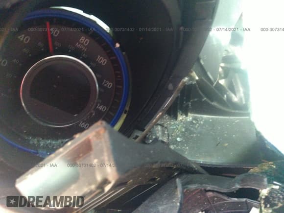 ✅ 2013 Hyundai Genesis Coupe Premium • VIN: KMHHT6KD4DU086842 • Lot: 30731402. Wystawiony na IAAI z przebiegiem 2 mil. Bezpłatny archiwum sprzedaży aukcyjnych z USA i szczegółowy raport historii pojazdu na DreamBid. Zdjęcie 7.