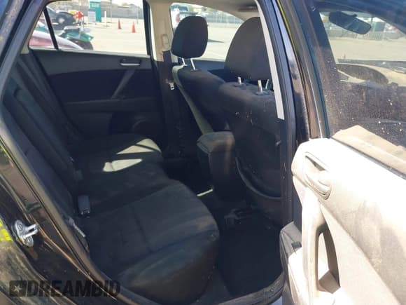 ✅ 2012 Mazda 3 i Touring • VIN: JM1BL1L87C1593877 • Lot: 41839090. Listed on IAAI with 175,624 mi. Free auction sales archive from the USA and detailed vehicle history report at DreamBid. Image 8.