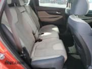 ✅ 2020 Hyundai Santa Fe SE • VIN: 5NMS2CAD8LH279692 • Lot: 85896045. Wystawiony na Copart z przebiegiem 84 803 mil. Bezpłatny archiwum sprzedaży aukcyjnych z USA i szczegółowy raport historii pojazdu na DreamBid. Zdjęcie 10.