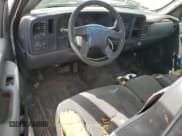 ✅ 2005 Chevrolet Silverado 1500 • VIN: 1GCEC19V45Z193693 • Лот: 53571995. Опубликован ранее на Copart с пробегом 325 082 миль. Бесплатный доступ к архиву аукционных продаж из США и подробный отчёт об истории автомобиля на DreamBid. Изображение 8.