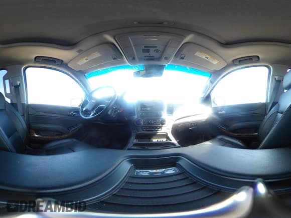 ✅ 2019 Chevrolet Tahoe Premier • VIN: 1GNSKCKC0KR351265 • Lot: 41672192. Wystawiony na IAAI z przebiegiem 26 679 mil. Bezpłatny archiwum sprzedaży aukcyjnych z USA i szczegółowy raport historii pojazdu na DreamBid. Zdjęcie 17.